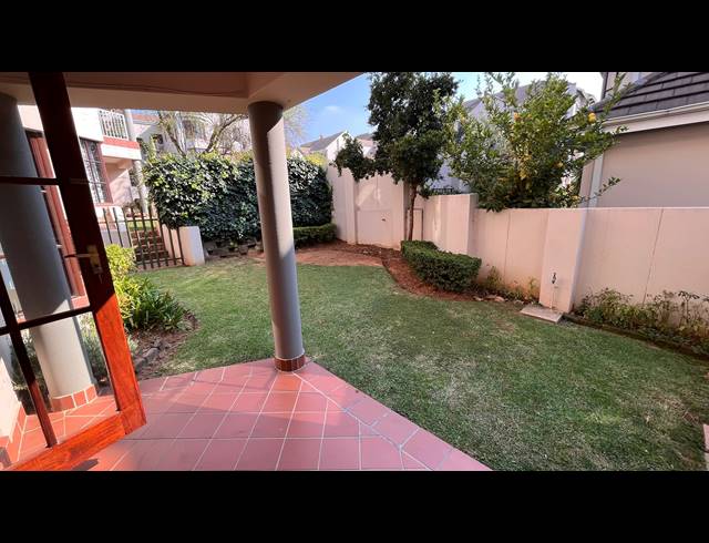 2 bed property to rent in EDENBURG